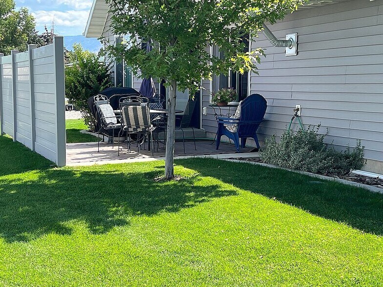 Building Photo - 846 W 3200 S