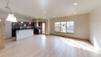 Building Photo - 3bed/2.5 Bath Condo in Four Corners - Dog Friendly!