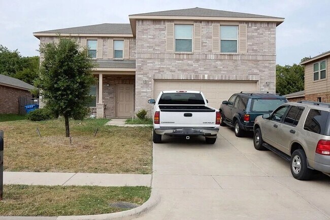 Building Photo - 1223 Alhambra Dr