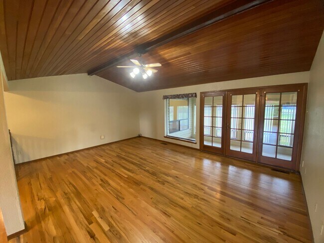 Building Photo - Spacious Buckley Home by Maris Farms