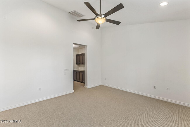 Building Photo - 4391 N 24th Pl