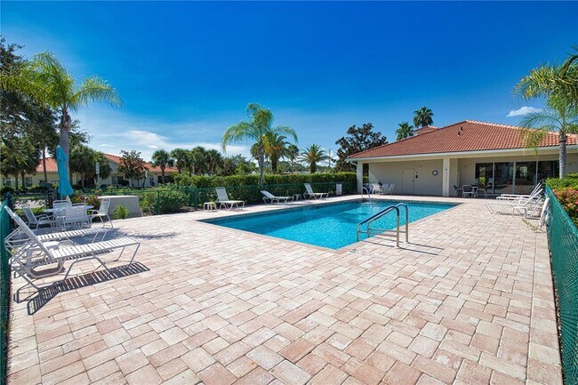 Building Photo - 3103 L Pavia Blvd