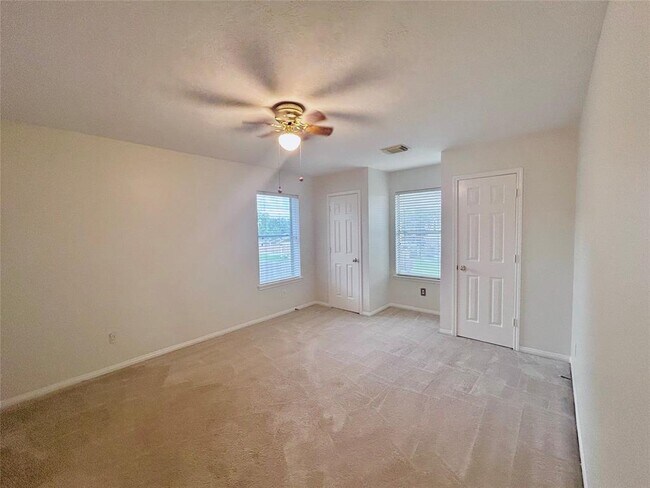 Building Photo - 2519 Silver Meadow Dr