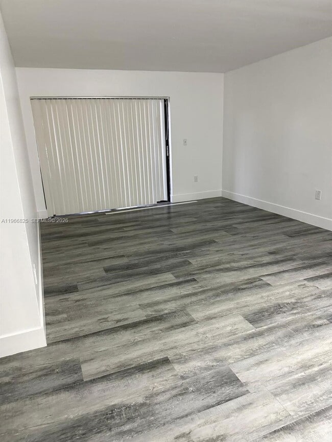 Building Photo - 15610 SW 80th St