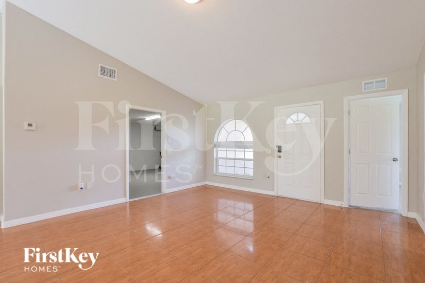 Building Photo - 719 Wombat Way