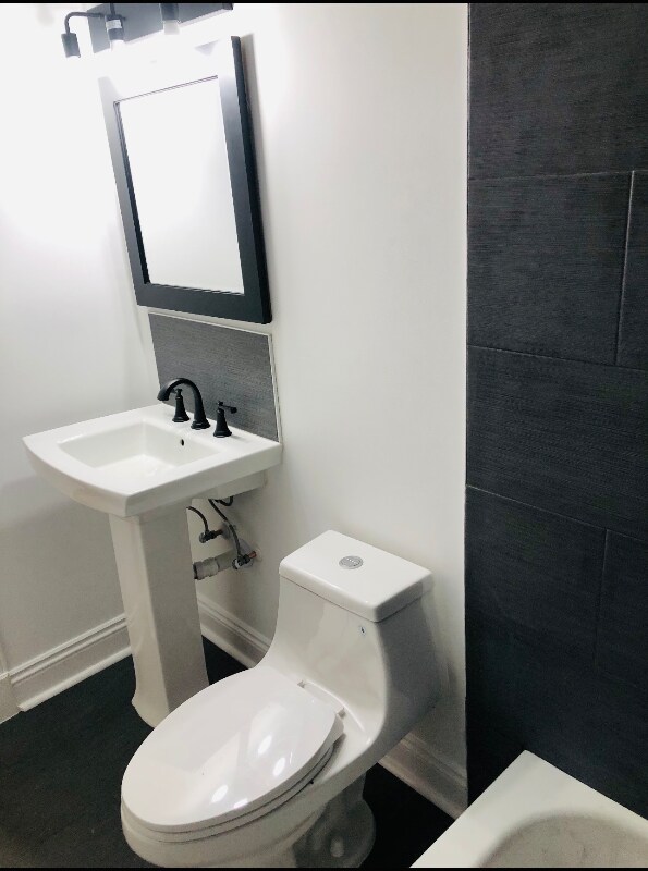 Building Photo - 5703 18th Ave