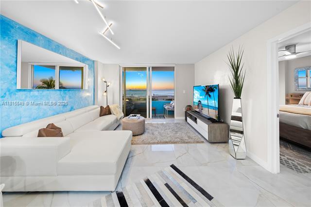 Primary Photo - 465 Ocean Dr