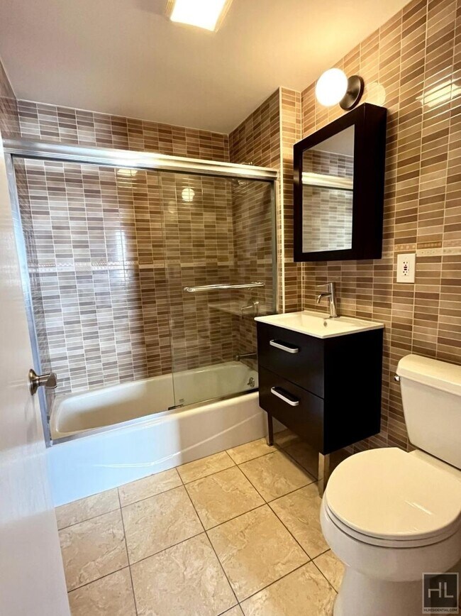 Building Photo - ST NICHOLAS AVENUE