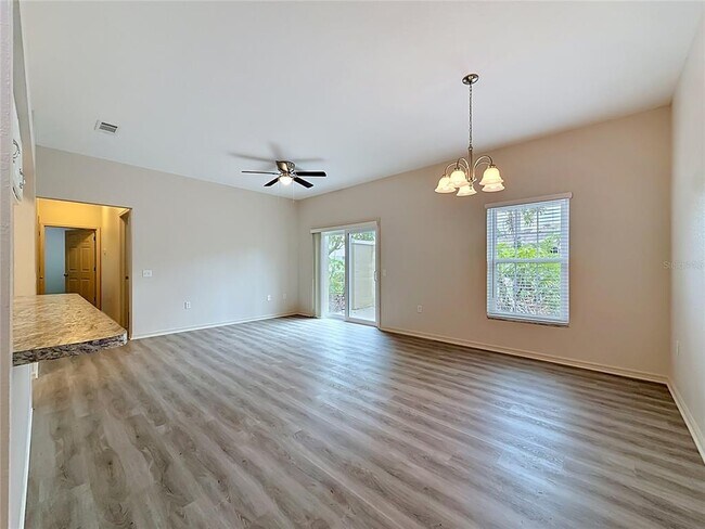 Building Photo - 704 Eagle Pond Dr