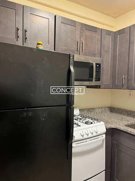 Building Photo - 45 Englewood Ave