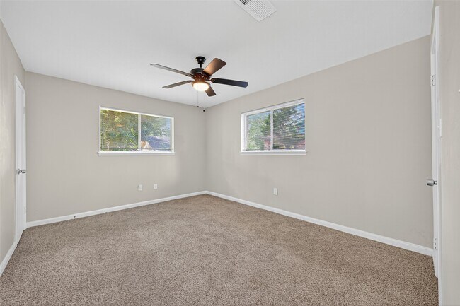 Building Photo - 108 Belvedere Dr