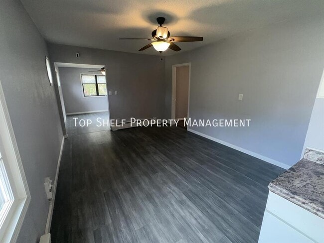 Building Photo - 116 Park Ave