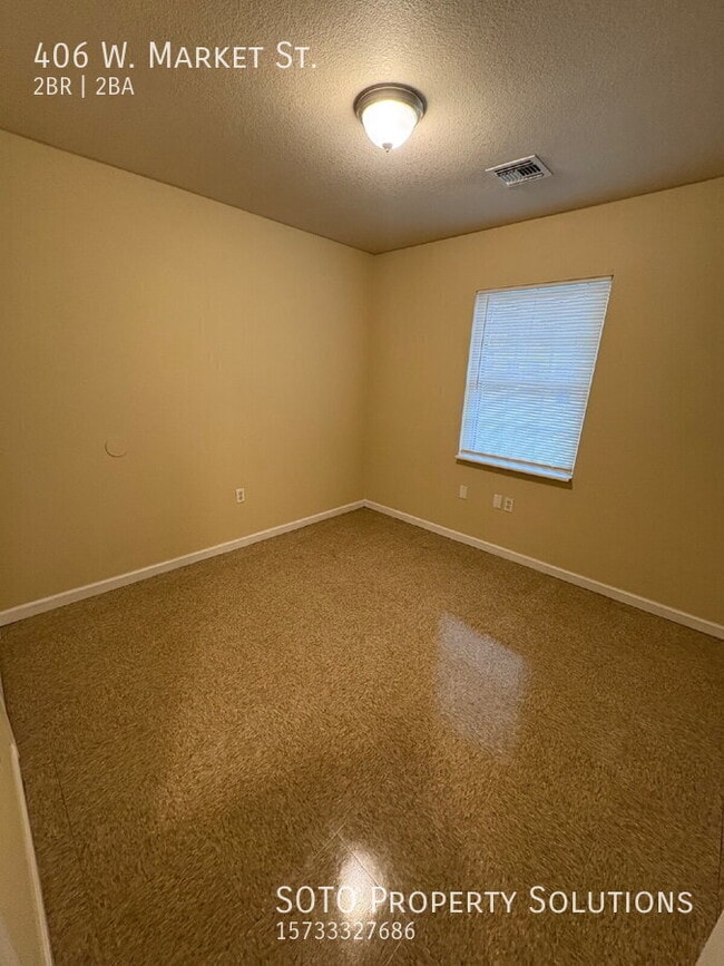 Building Photo - 406 W Market St