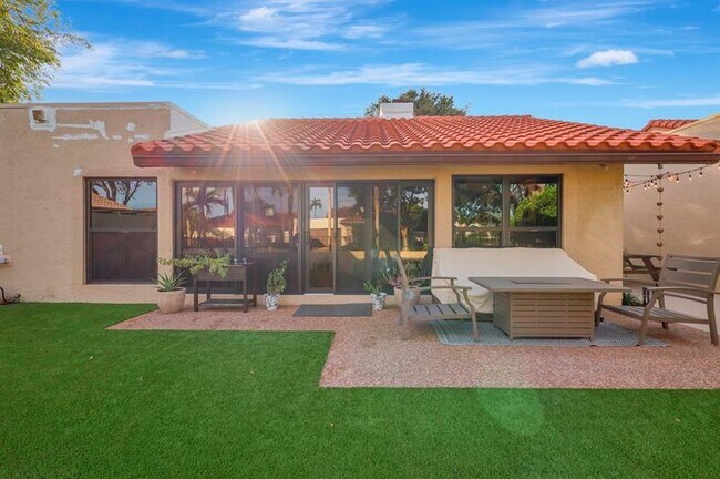 Building Photo - 6810 Allegre Ct