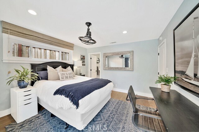 Building Photo - 314 W Avenida Valencia