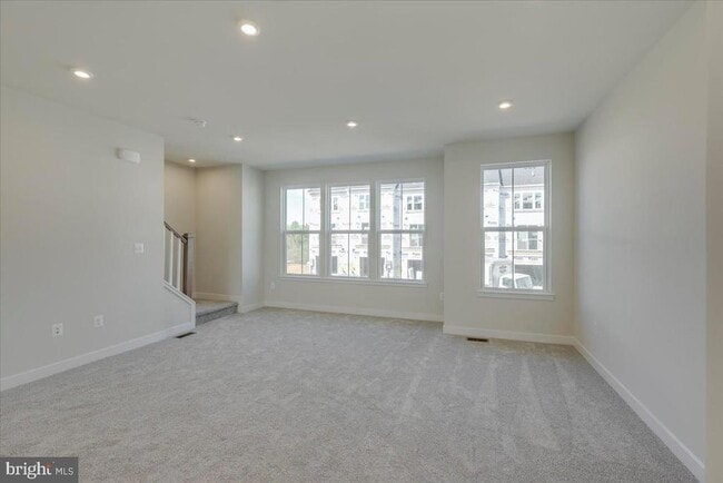 Building Photo - 9287 Tanfield Dr