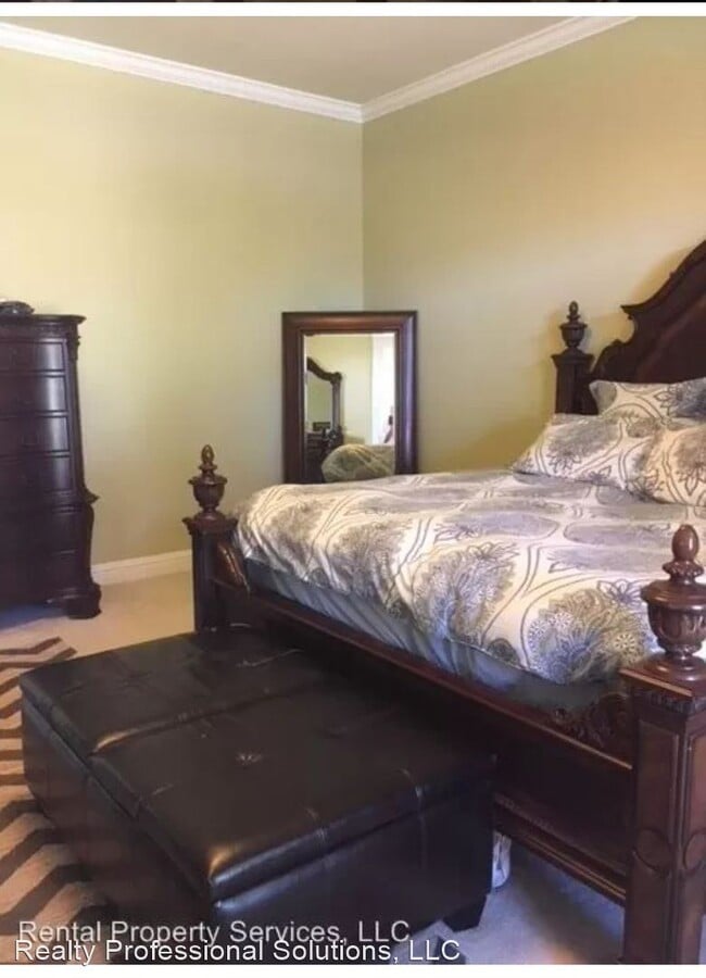 Building Photo - 4 br, 3.5 bath House - 8312 Chadburn Crossing