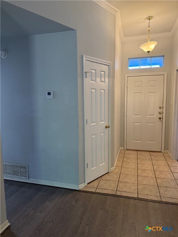 Building Photo - 2105 Indian Camp Trail