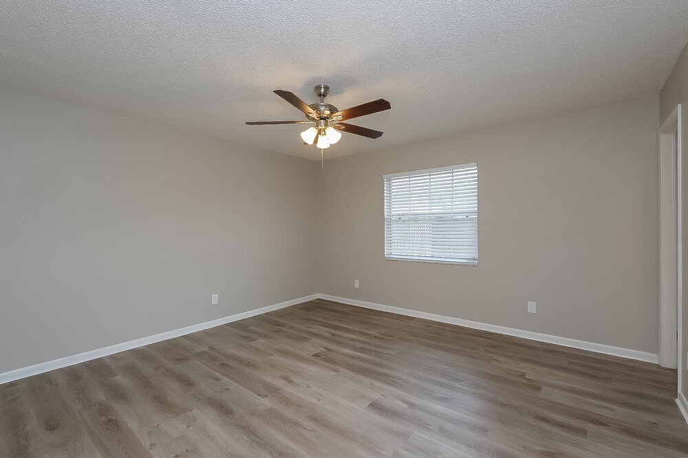 Building Photo - 15709 Squirrel Tree Pl