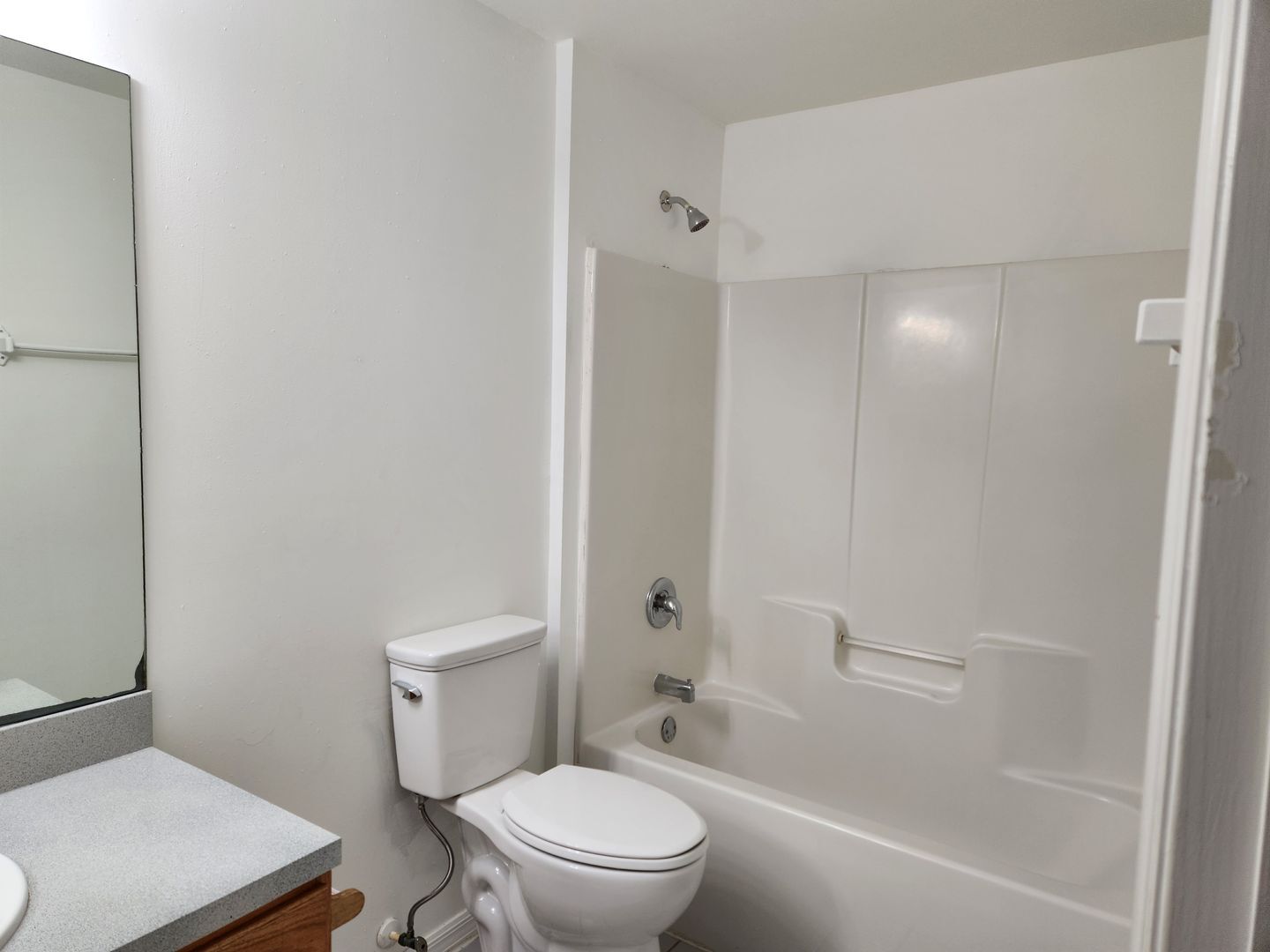 Building Photo - LO 4770-4772 Jordan Ave S