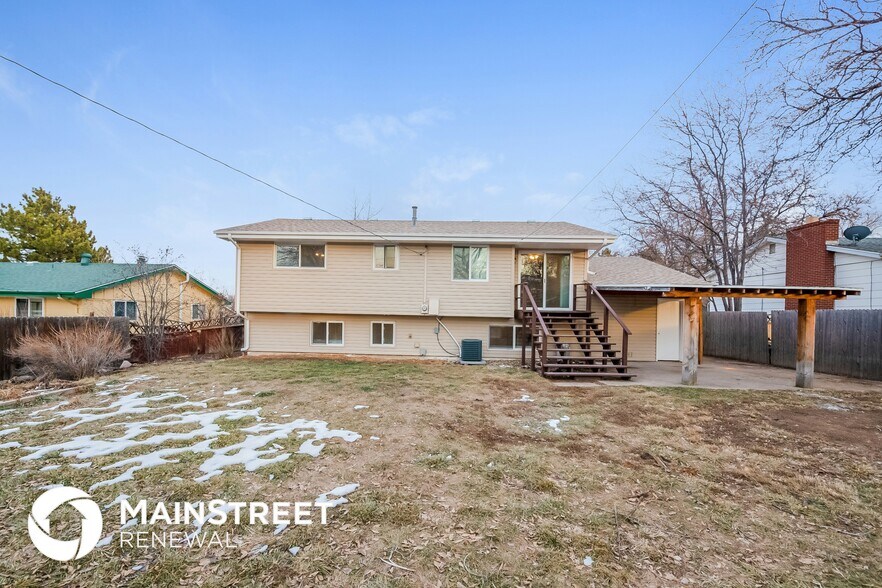 Building Photo - 7471 Teller St