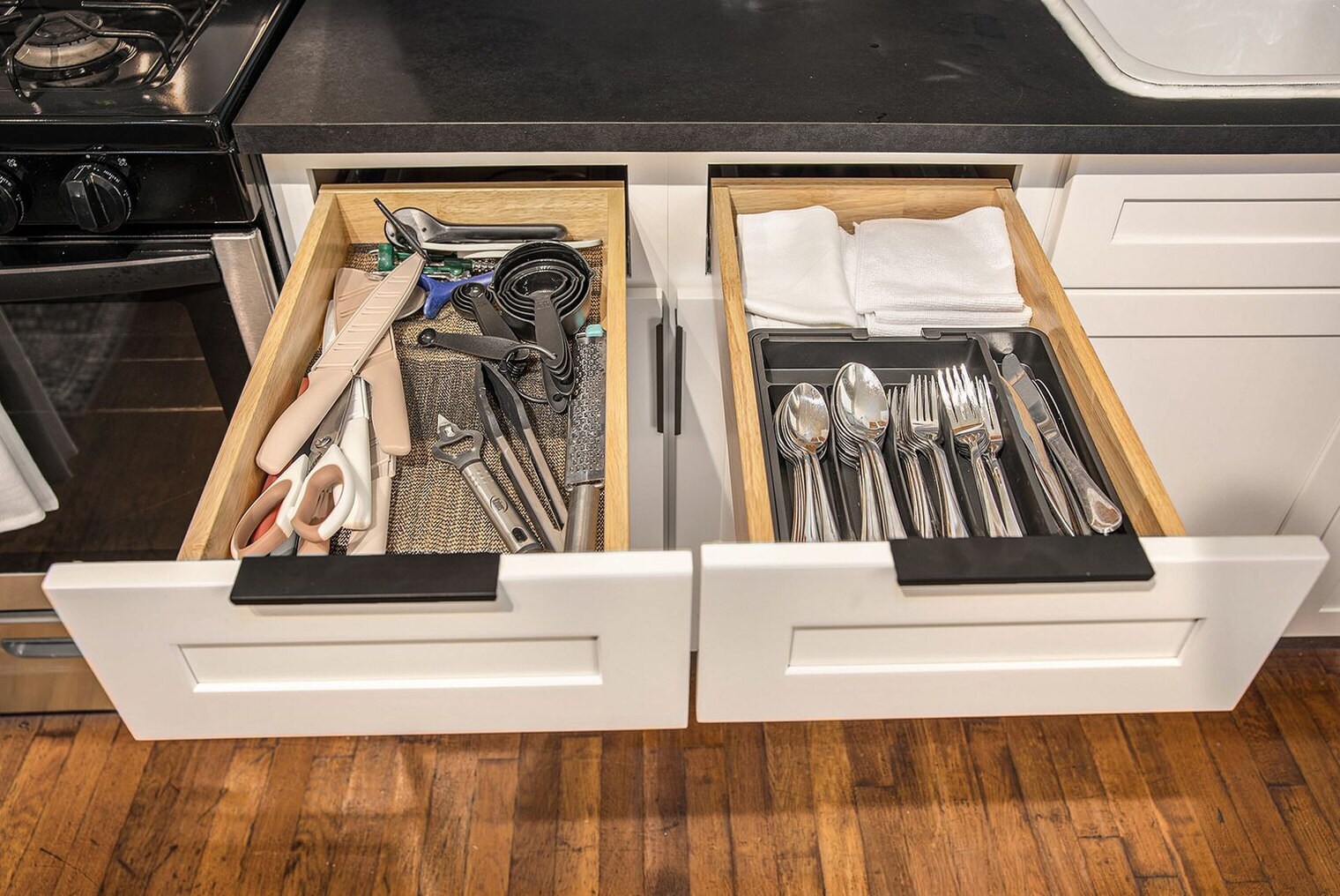 Building Photo - 37 Gold Ave NW