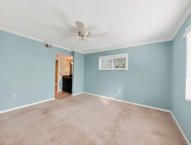 Building Photo - 3041 Sandpiper Bay Cir
