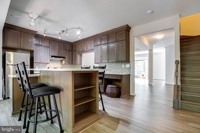 Building Photo - 3105 Sutherland Hill Ct