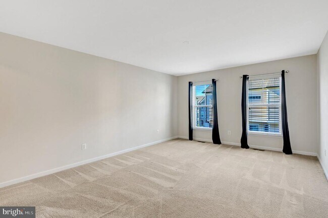 Building Photo - 8932 Dahlgren Ridge Rd