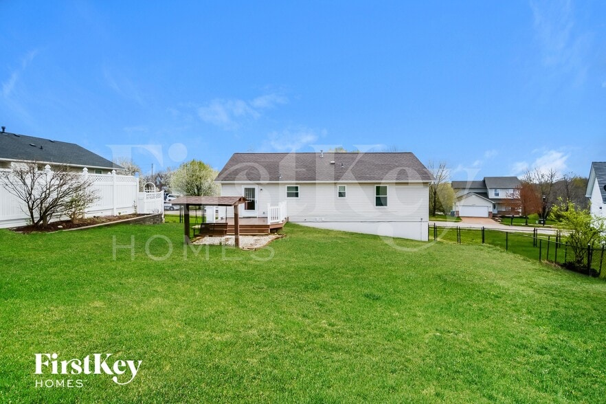 Building Photo - 2005 Rosedale Ct