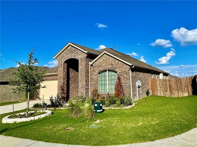Building Photo - 18301 Calasetta Dr