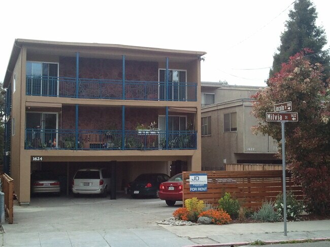 Interior Photo - 1624 Milvia Street