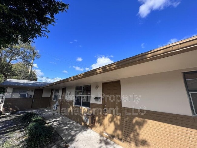 Building Photo - 121 Northwest 32nd Avenue