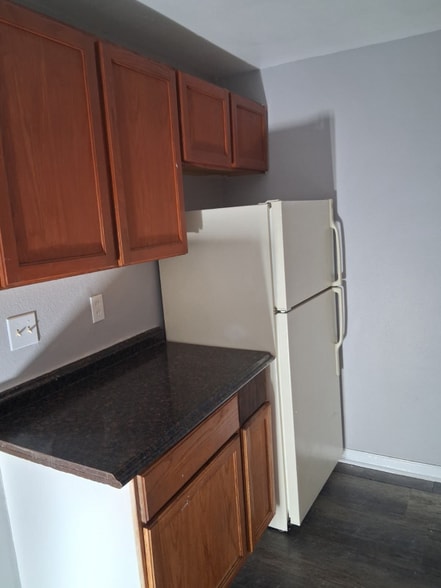 Building Photo - 13540 Superior Rd