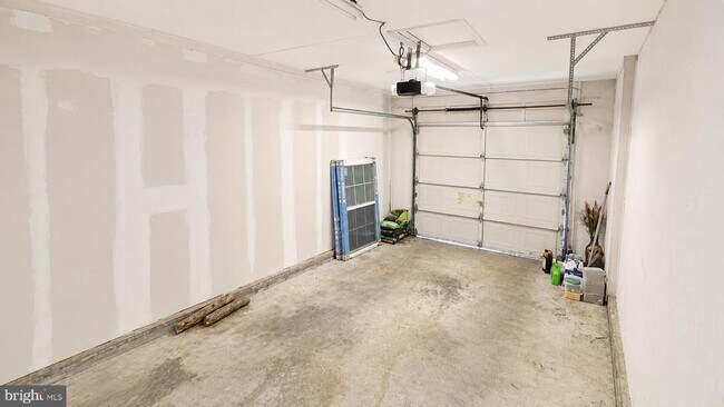Building Photo - 4105 Farmer Pl