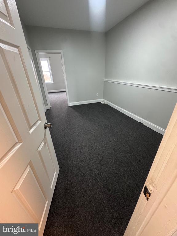 Building Photo - 508 N Streeper St