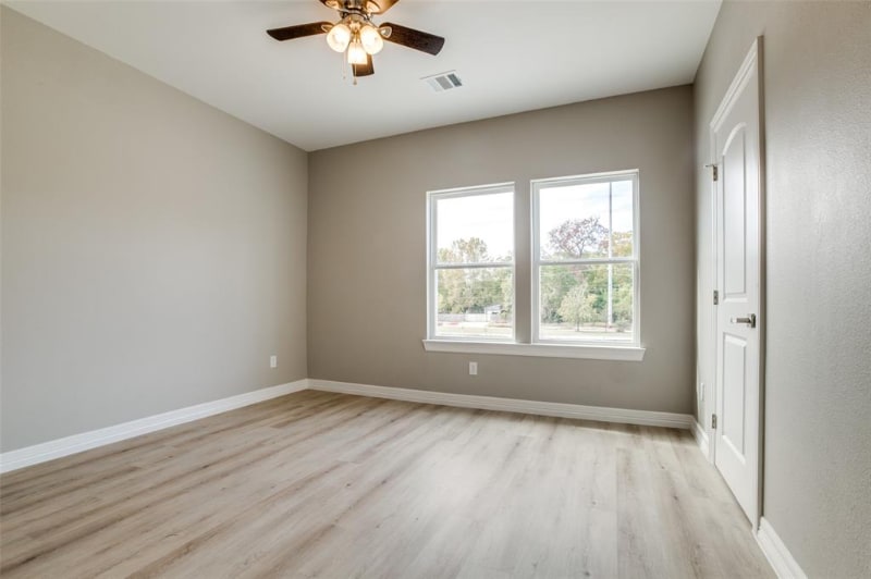 Building Photo - 5262 Ella Blvd