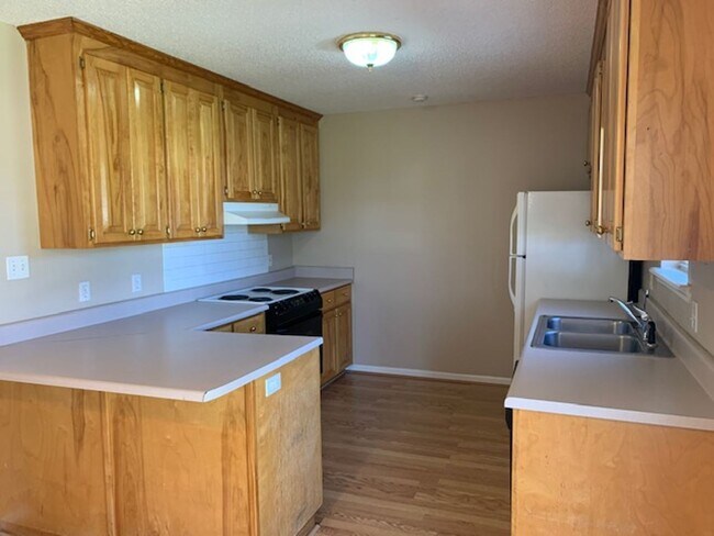 Building Photo - 3BD/2B in Valdosta, GA Close to Moody Air Force Base