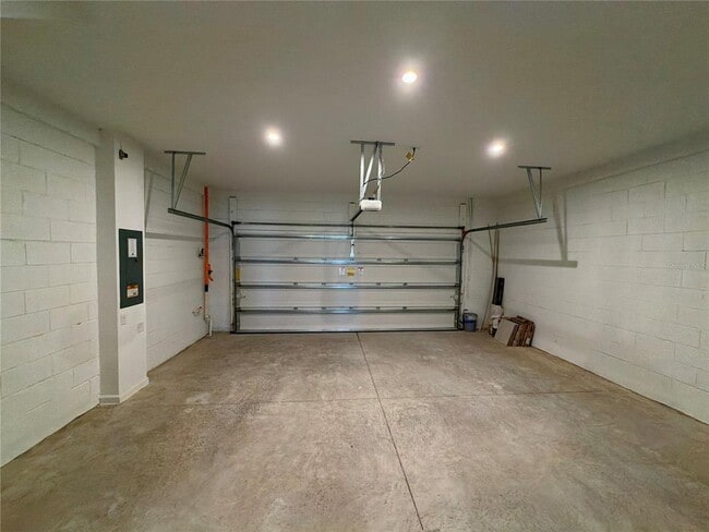 Building Photo - 10059 Gazebo Aly