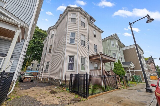 Building Photo - 507 Geneva Ave