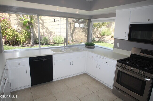 Building Photo - 4518 Henley Ct