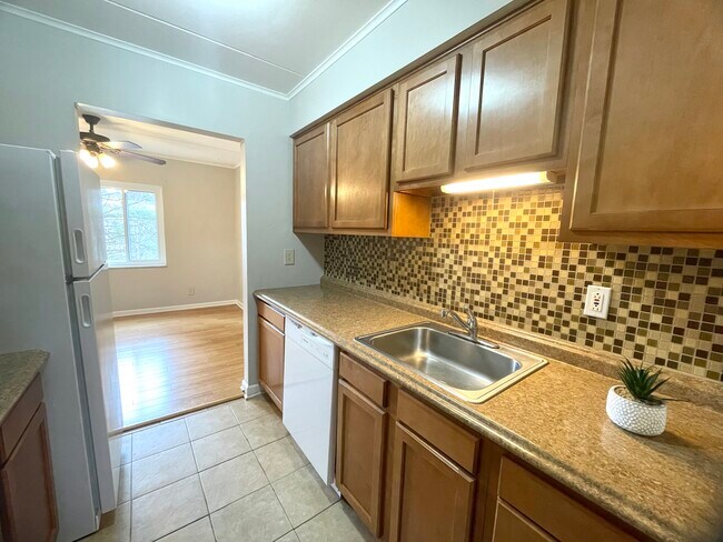 Kitchen - Willock Apartments