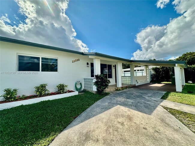 Building Photo - 11740 SW 176th St