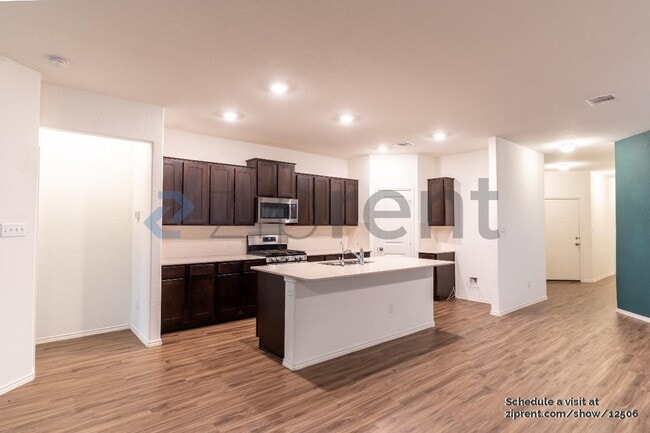 Building Photo - 21417 Bird Wing Dr