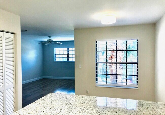 Building Photo - 22799 Trelawny Terrace
