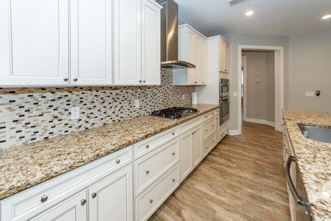 Building Photo - 2 Bedroom, 2 Bathroom Home in Cresswind 55+ - Summerville