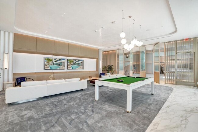 Building Photo - 900 N Ocean Blvd