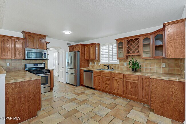 Building Photo - 3744 Tierra Isela Dr