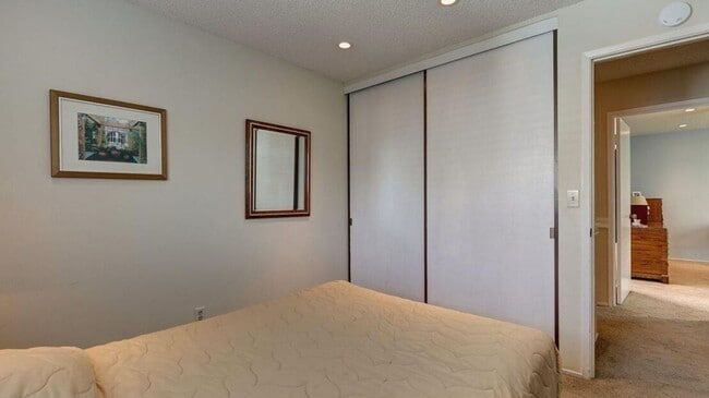 Building Photo - Union City 4 Bed | Master Suite | Perfect ...