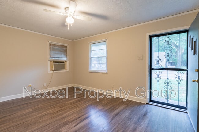Building Photo - 3328 Douglass Ave